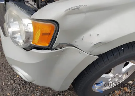 2009 Ford Escape Xlt from USA, damaged, VIN 1FMCU03739KB69548